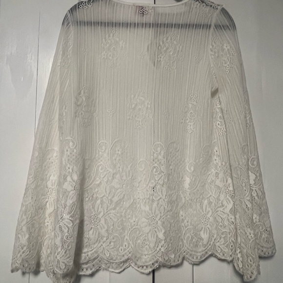 White Lace Long Sleeve Top - Picture 4 of 4